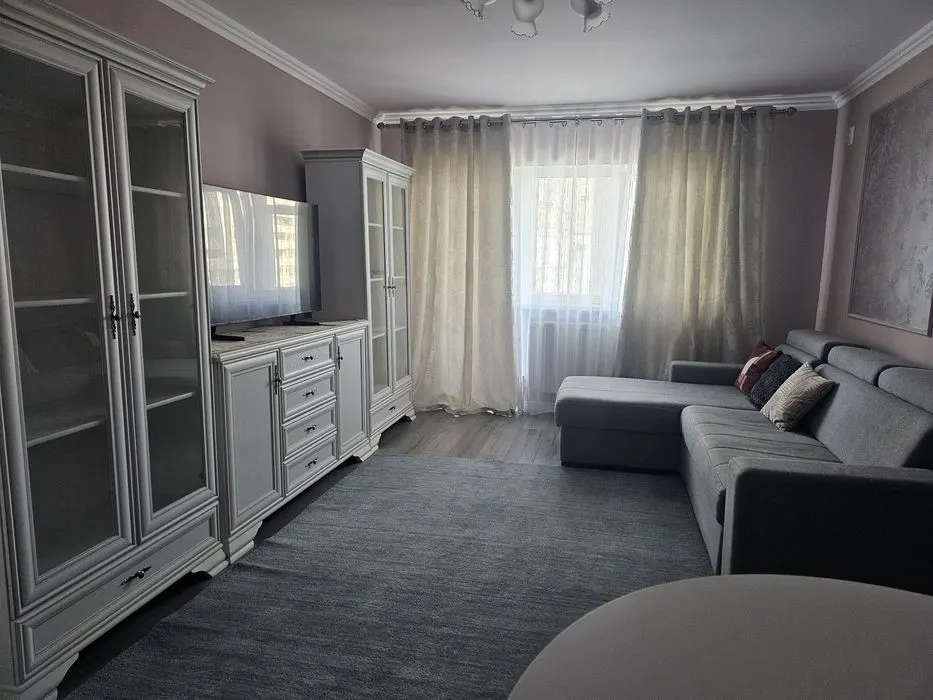 Apartament 3 camere, recent renovat - prima închiriere - autogară Păcurari - foto 1