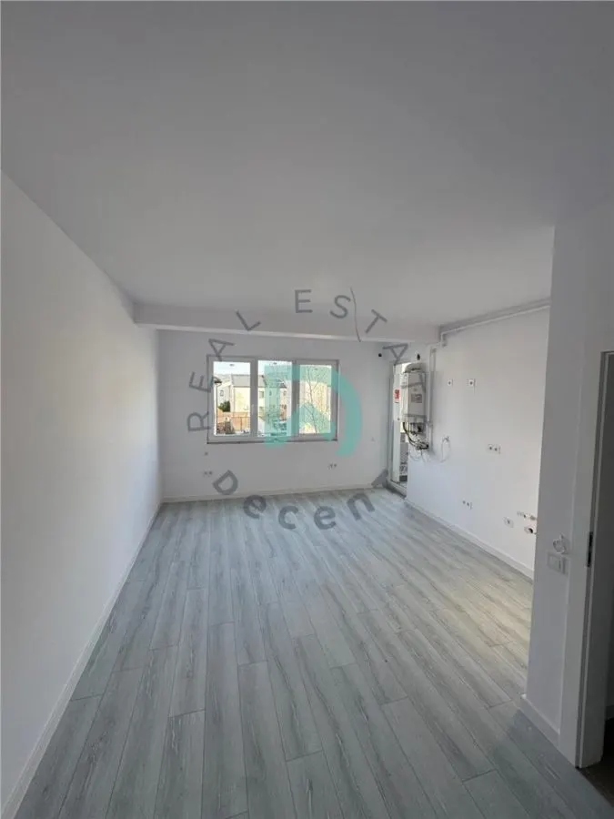 Garsoniera cu gradina proprie 48 mp - SELIMBAR - foto 1