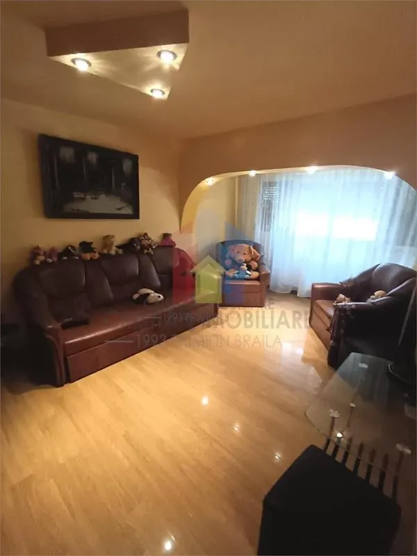 Spatios 68 mp!  ETAJ 1, Ap 2 camere, zona Vidin - foto 2