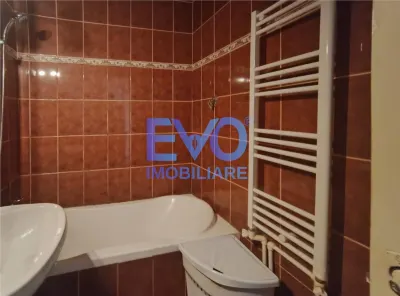 Apartament cu 2 camere, 41 mp, zona Pacurari Alpha Bank - foto 10