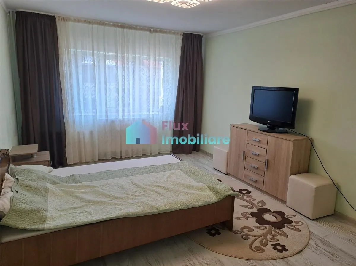 Apartament cu 2 camere Zamca-Colegiul M.Eminescu - foto 11
