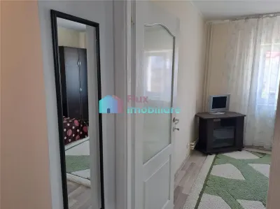 Apartament cu 2 camere Zamca-Colegiul M.Eminescu - foto 12