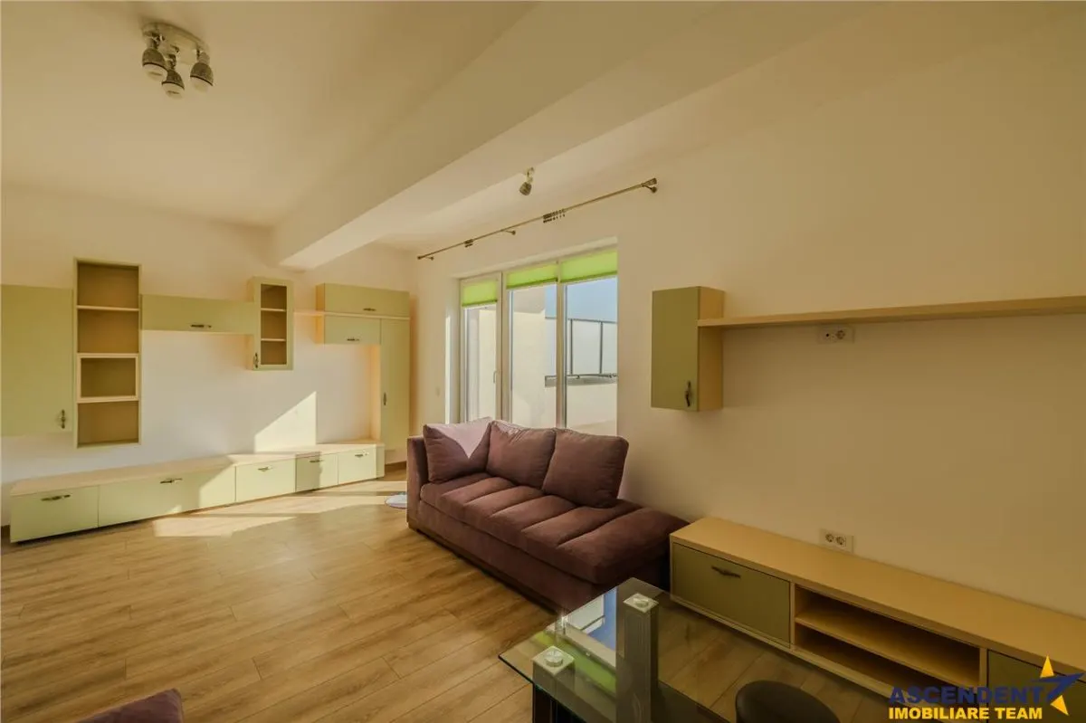 Apartament tip penthouse. mobilat, utilat, 2 terase, 100mp, Tractorul, Brasov. - foto 20