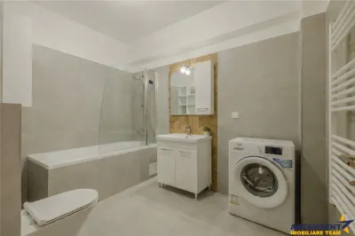 Apartament tip penthouse. mobilat, utilat, 2 terase, 100mp, Tractorul, Brasov. - foto 7