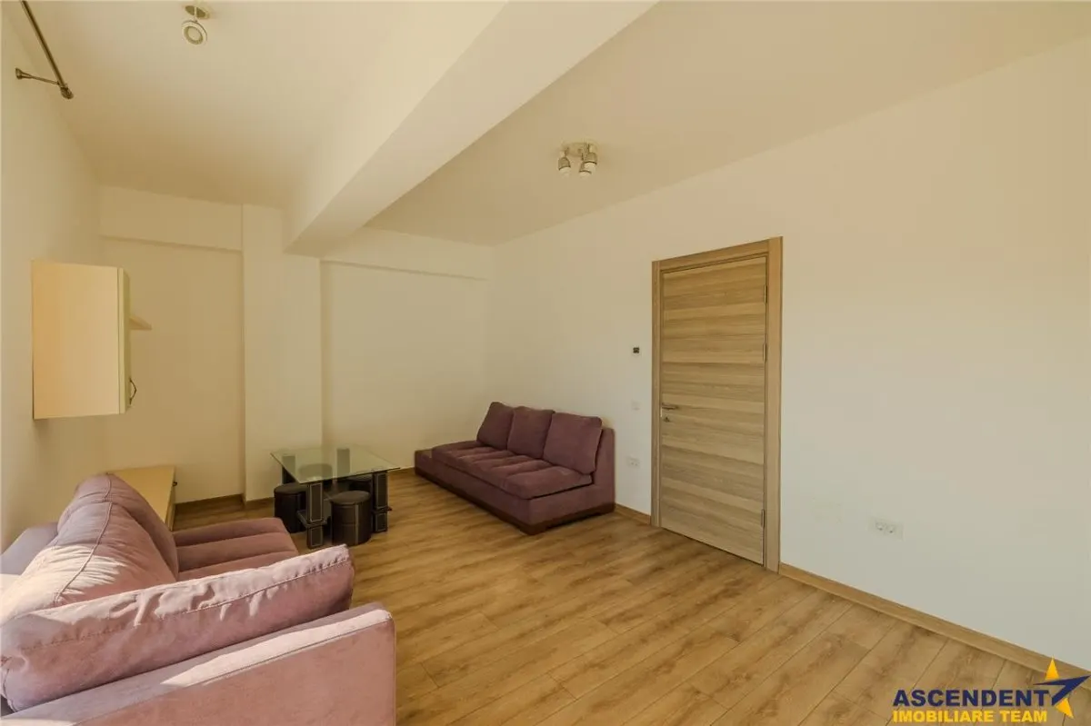 Apartament tip penthouse. mobilat, utilat, 2 terase, 100mp, Tractorul, Brasov. - foto 10