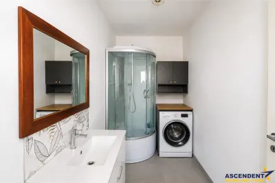 Resedinta stil, 3 dormitoare, sistem termic in pardoseala, terasa, lot 530 mp, Sanpetru, Brasov. - foto 18