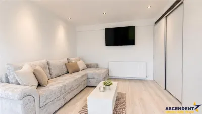 Refugiu modern,lot 1.640 mp,pavilion,zona barbeque:liniste si relaxare in Rasnov, Brasov - foto 2