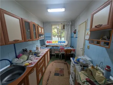Drumul Taberei,ap. 3 camere, decomandat, etaj 2 din bloc cu 4 etaje - foto 13