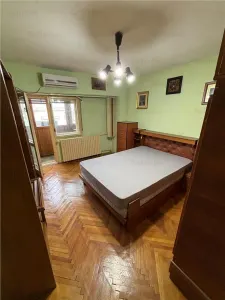 Vanzare apartament 3 camere | Bdul Decebal | Piata Alba Iulia | bl 1995 | etaj 8/9 | decomandat | 78 mp utili | - Bucuresti