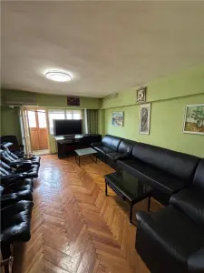 Vanzare apartament 3 camere | Bdul Decebal | Piata Alba Iulia | bl 1995 | etaj 8/9 | decomandat | 78 mp utili | - foto 10
