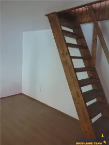 Casa saseasca, 2 corpuri, 9 camere, cu teren 2.826 mp, rezidential sau potential afacere, Sanpetru, Brasov - foto 4