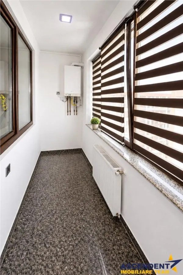 Lux confort, 2 camere, echipate, parcare subterana, Tractorul, Brasov - foto 4