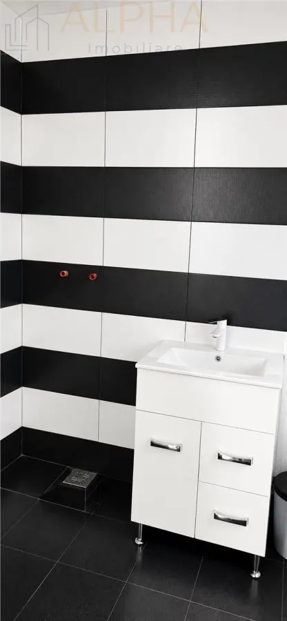 Spațiu comercial de închiriatâ€“ Bistrița, str. Libertății - foto 8