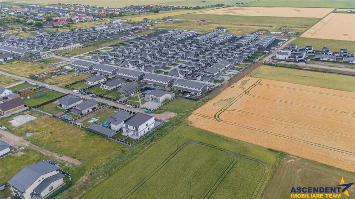 Pregatit pentru constructie casa, lot 500 mp, Izvor, Tarlungeni, Brasov - foto 1