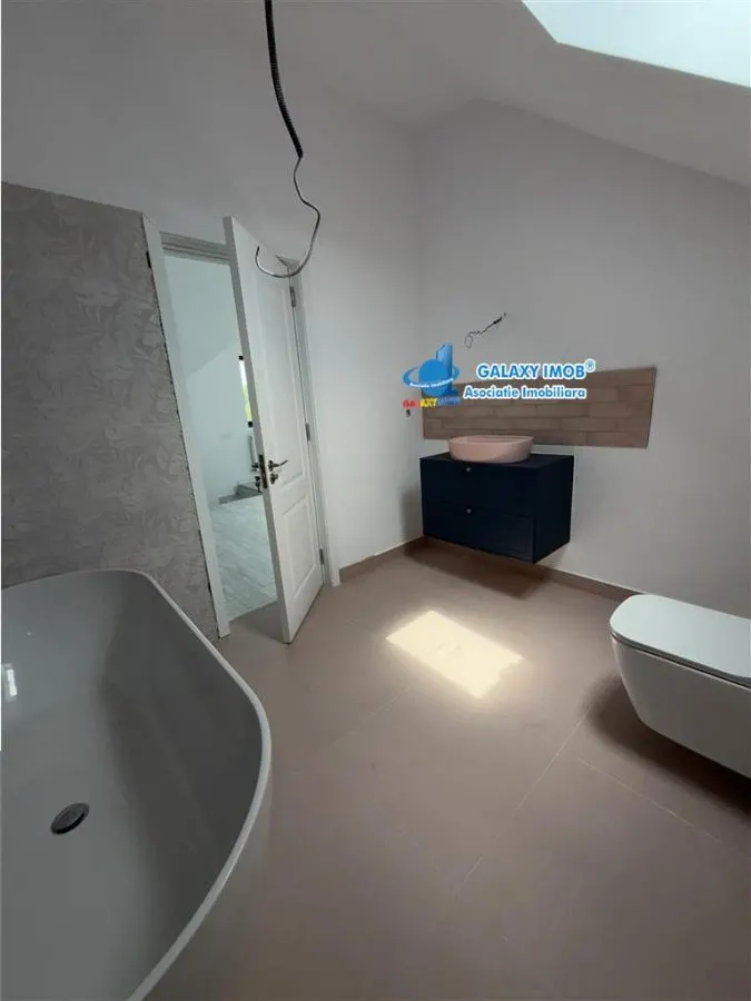 Casa individuala 4 camere-Incalzire pardoaseala-toate utilitatile - foto 22