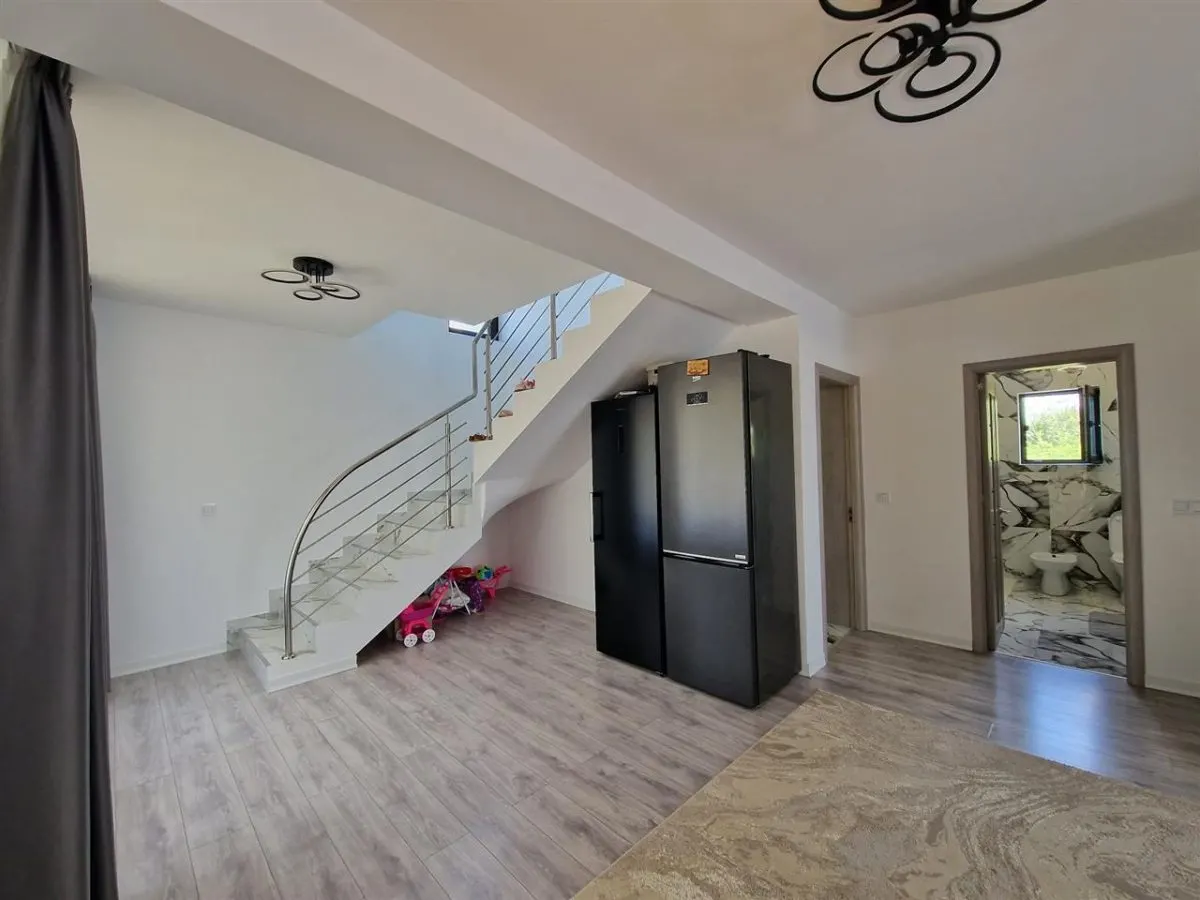 Casa P+M de vanzare Sabareni - foto 13