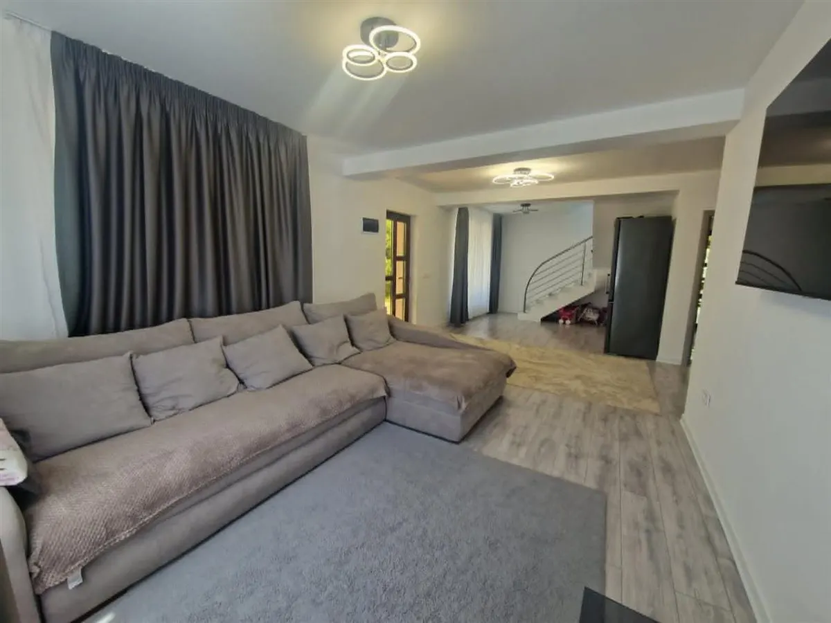 Casa P+M de vanzare Sabareni - foto 6
