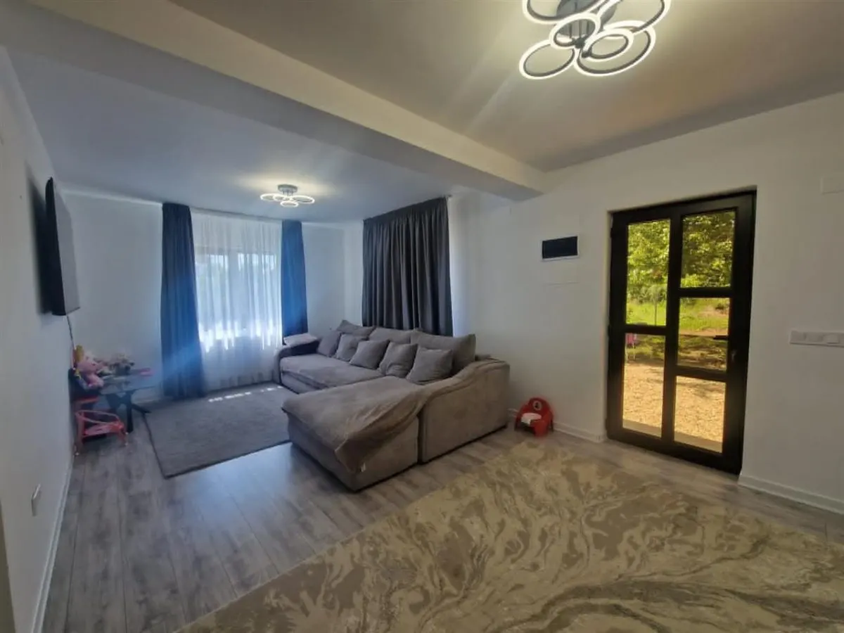 Casa P+M de vanzare Sabareni - foto 7