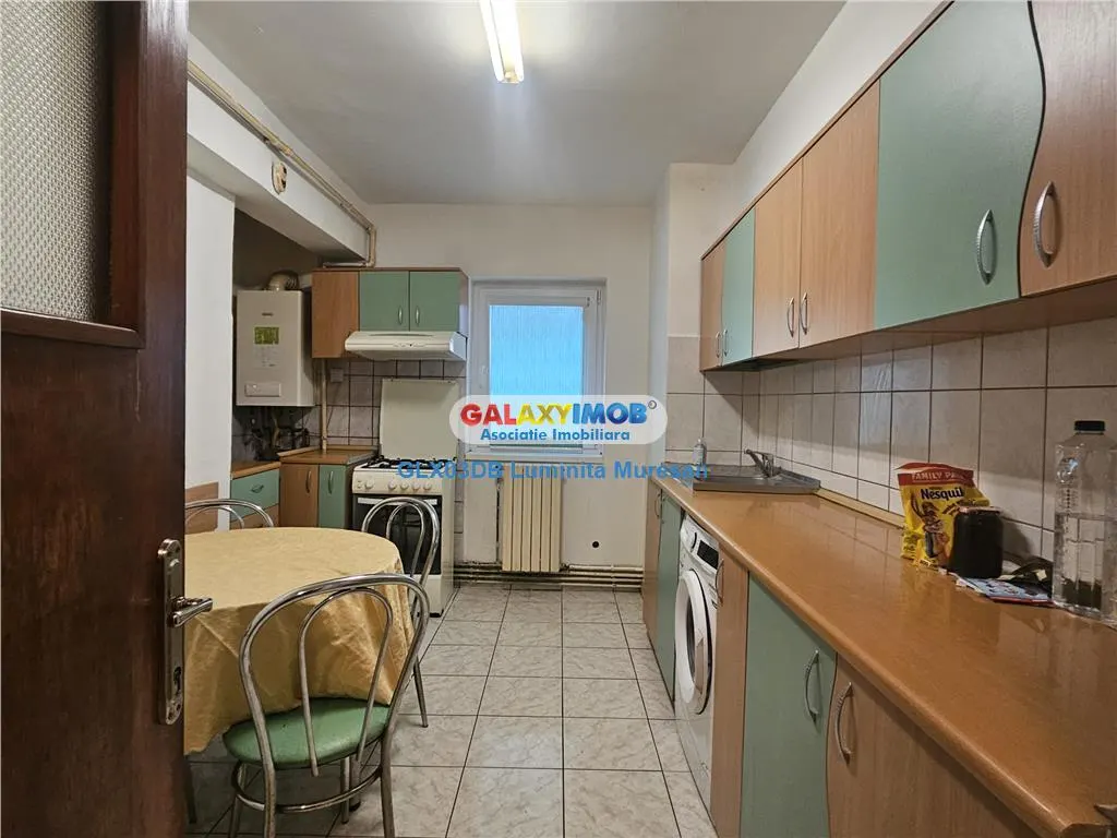 Inchiriere apartament 4 camere decomandat Targoviste Micro 3 - foto 17