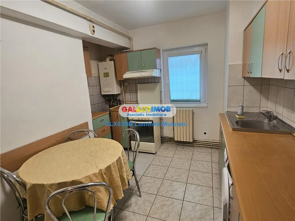 Inchiriere apartament 4 camere decomandat Targoviste Micro 3 - foto 19