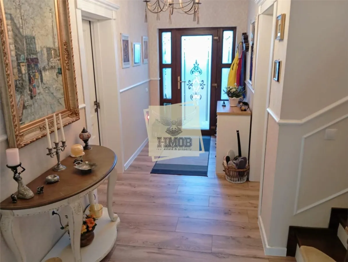 Casa lux 280 mpu 5 camere 5 bai garaj piscina si teren 1200 mp - foto 15