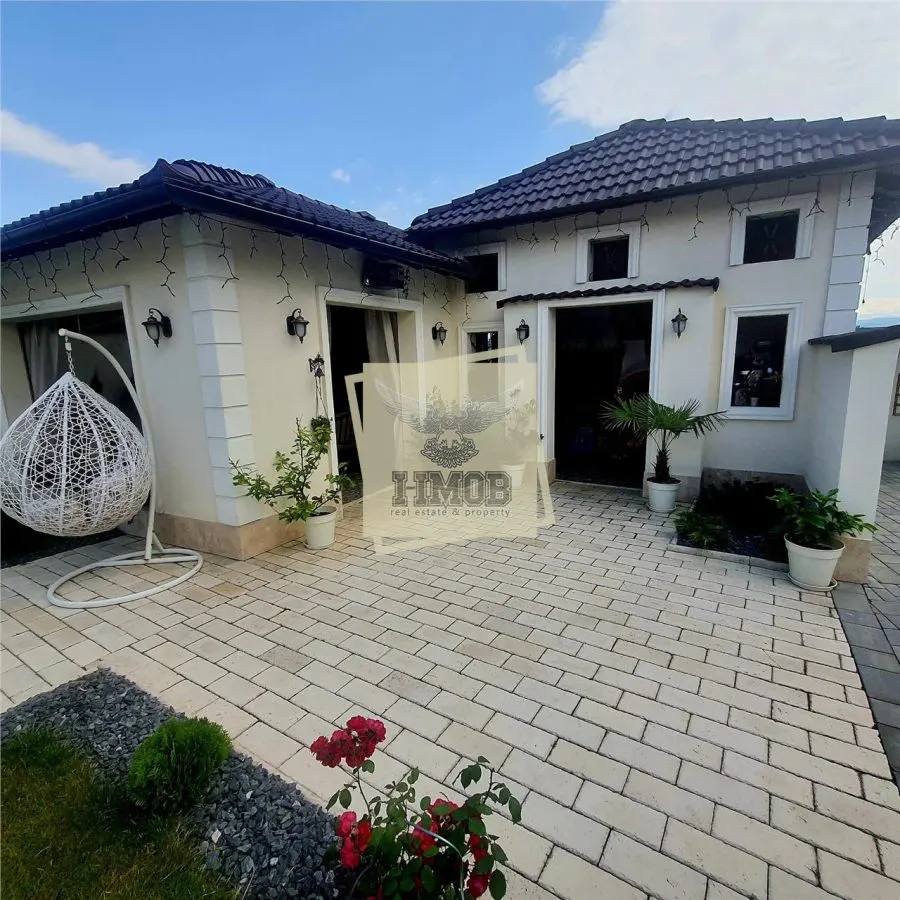 Casa lux 280 mpu 5 camere 5 bai garaj piscina si teren 1200 mp - foto 3