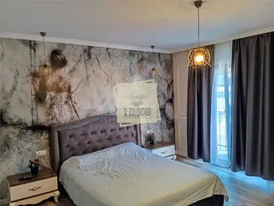 Casa lux 280 mpu 5 camere 5 bai garaj piscina si teren 1200 mp - foto 6