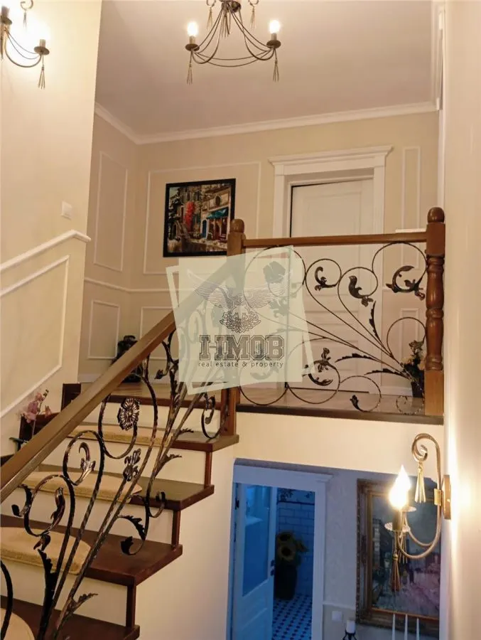 Casa lux 280 mpu 5 camere 5 bai garaj piscina si teren 1200 mp - foto 9