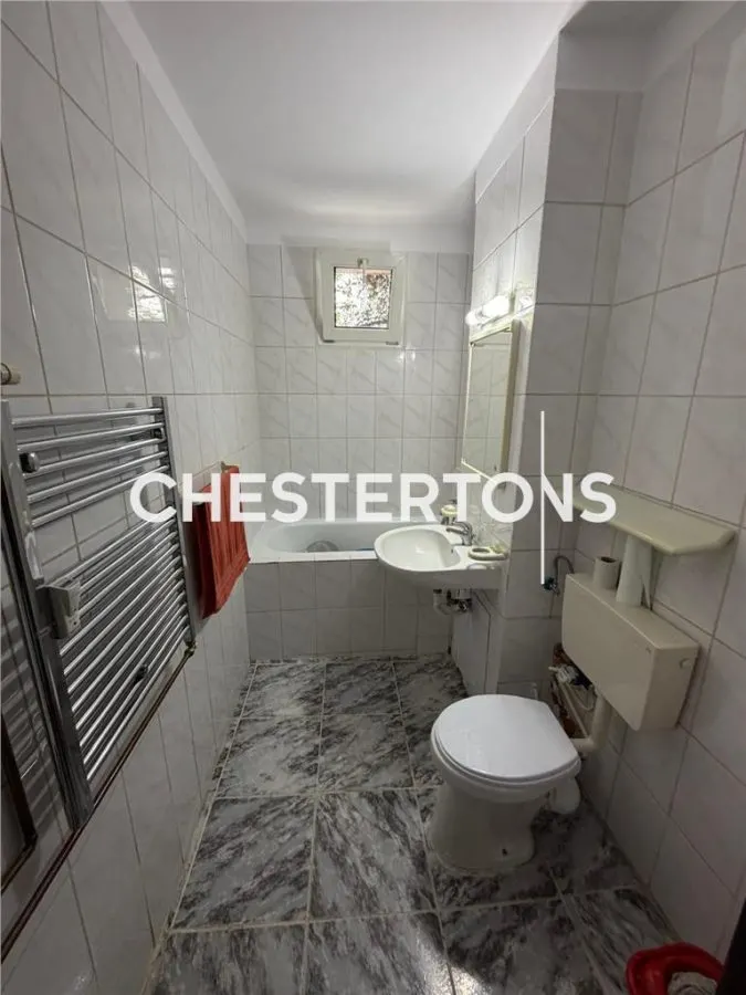 Apartament renovat, 3 camere semidecomandat, Dr. Taberei in spatele restaurantului  Azzuro, Metrou raul Doamnei, parter, bloc anvelopat. - foto 6