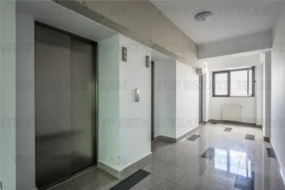 Spatiu comercial  cu view de inchiriat in Sector 3 - foto 11