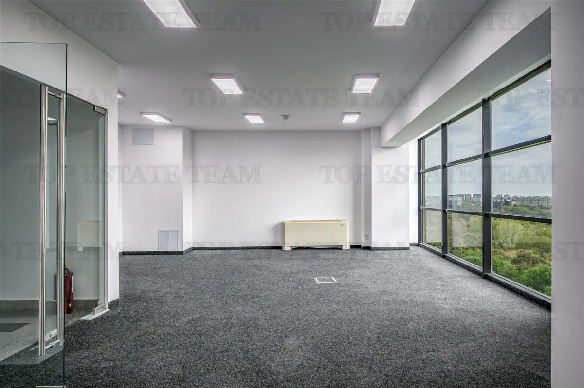 Spatiu comercial  cu view de inchiriat in Sector 3 - foto 5