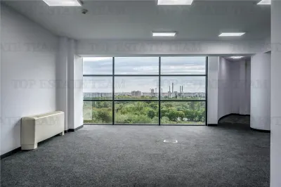 Spatiu comercial  cu view de inchiriat in Sector 3 - foto 6
