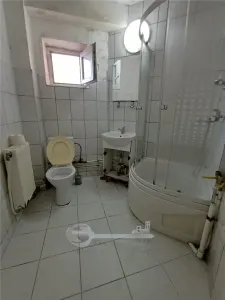 Apartament 3 camere Nicolina /Cug , 70 MP, etaj intermediar - foto 19
