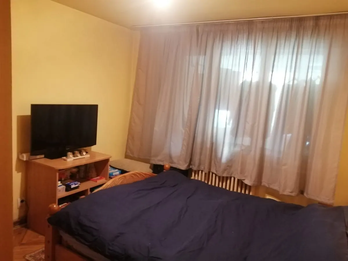 Se vinde apartament 3 camere parter - foto 7