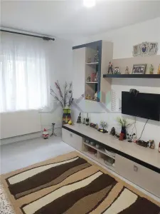 Apartament 2 camere decomandat Racadau - foto 2