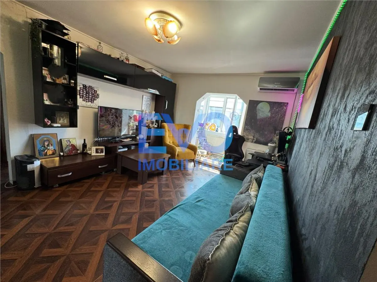 APARTAMENT DE VANZARE CU 2 CAMERE,  ZIMBRU - foto 2