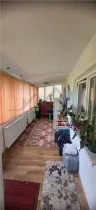 Apartament 3 camere, 2 bai, balcon, 71 mp., zona Gemenii- Saray - foto 4
