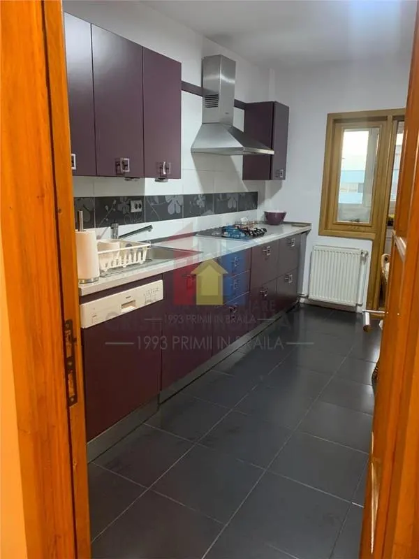ULTRACENTRAL! Duplex 3 Camere, 2 bai, 2 balcoane , 112 mp.MOBILAT si UTILAT!! - foto 2