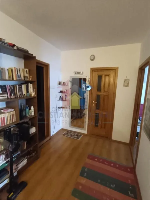 ULTRACENTRAL! Duplex 3 Camere, 2 bai, 2 balcoane , 112 mp.MOBILAT si UTILAT!! - foto 11
