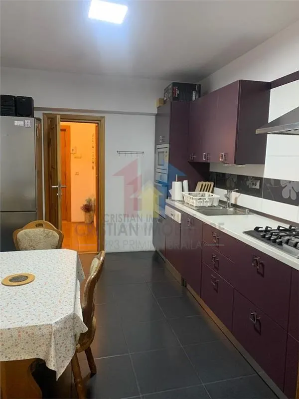 ULTRACENTRAL! Duplex 3 Camere, 2 bai, 2 balcoane , 112 mp.MOBILAT si UTILAT!! - foto 3