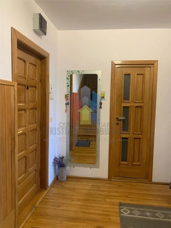 ULTRACENTRAL! Duplex 3 Camere, 2 bai, 2 balcoane , 112 mp.MOBILAT si UTILAT!! - foto 10