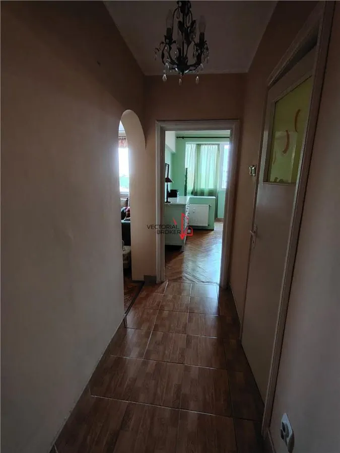 Apartament 3 camere zona Calea Grivitei Podul Grand - foto 7