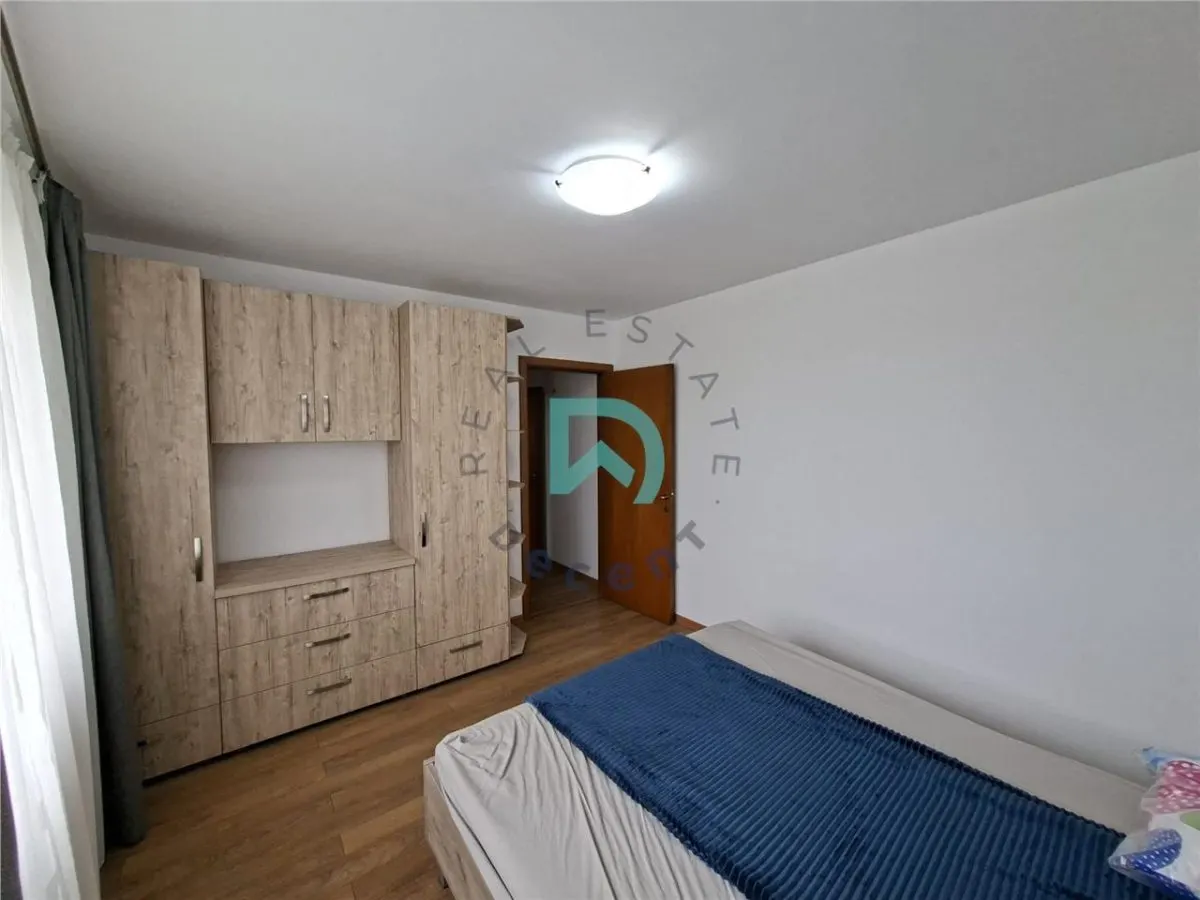 Apartament 2 camere, Tractorul, etaj 3, semidecomandat - foto 9