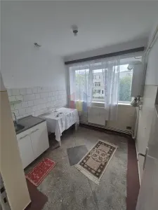 SUPER PRET! Video! Apartament 2 Camere, zona Garii-Marna, ETAJ 3, Pret 39990 euro - foto 4
