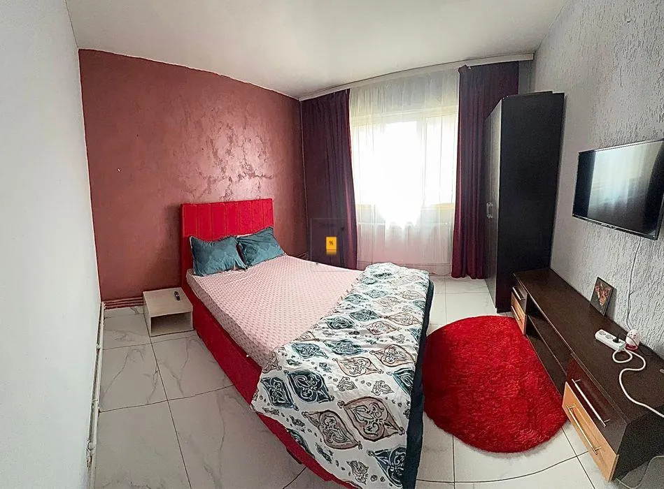Apartament 3 camere zona Republicii - foto 2