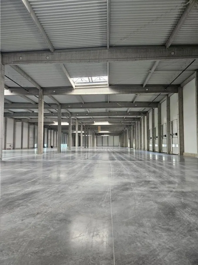 Spatiu Industrial - 7500 mp - Productie - Depozitare - foto 1