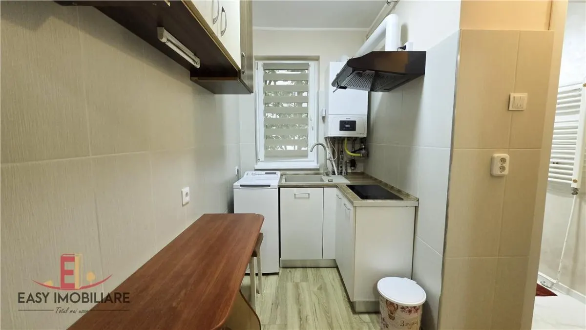 Apartament 2 camere, etaj 1, str. Petru Dobra, circular, 38 mp, proaspat zugravit - foto 6