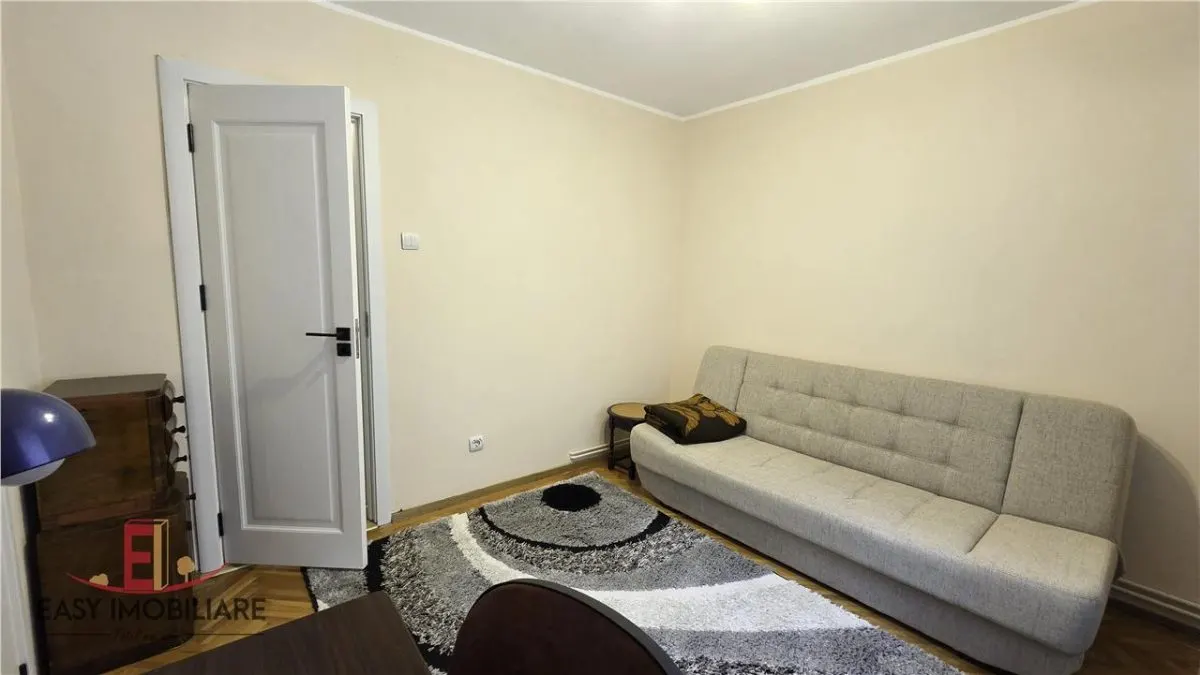 Apartament 2 camere, etaj 1, str. Petru Dobra, circular, 38 mp, proaspat zugravit - foto 8