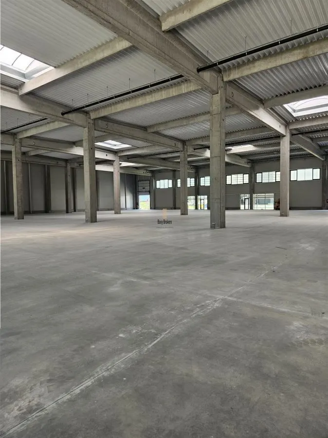 Spatiu Comercial - 1100 mp - foto 11