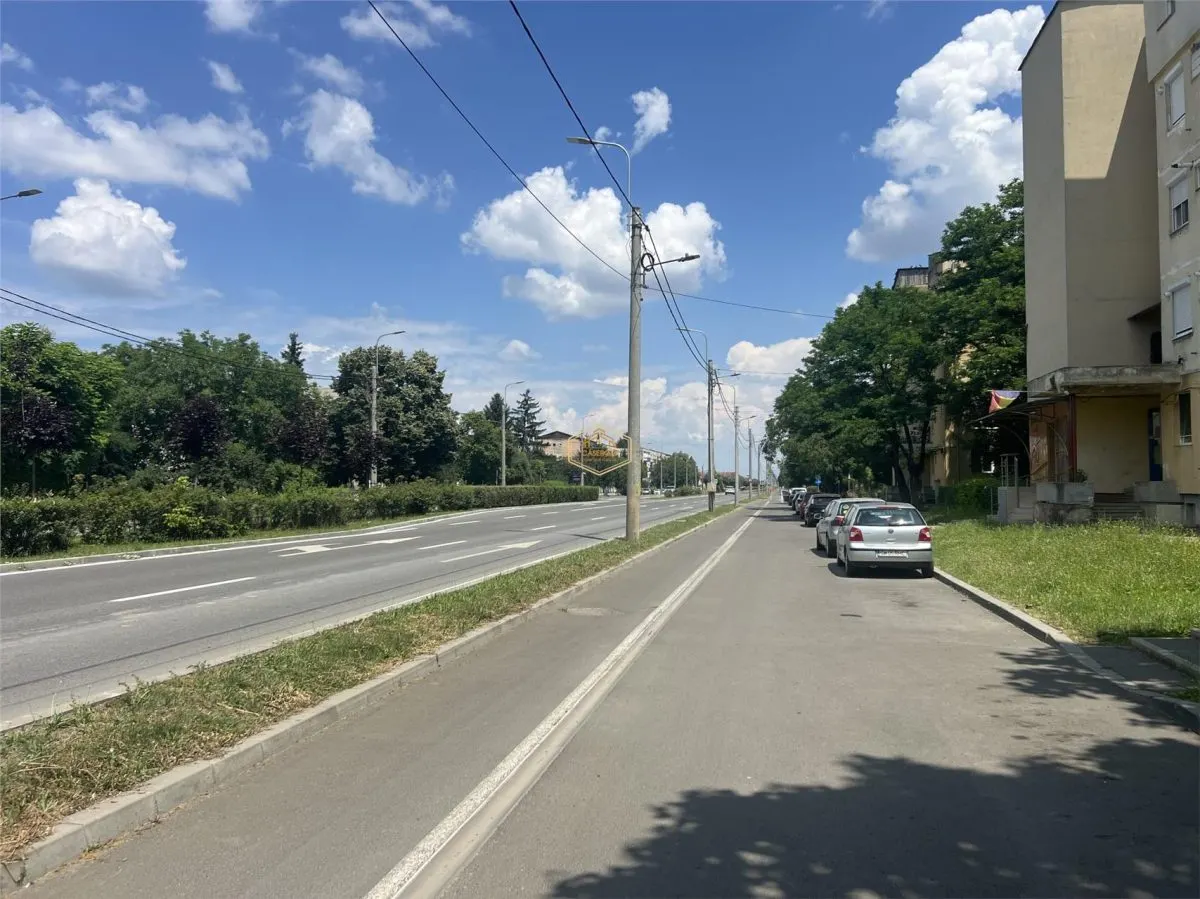 Etaj I | Apartament cu 3 camere | Botizului - foto 13
